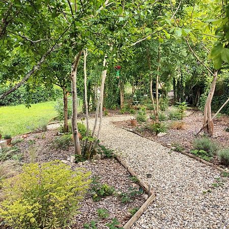 Au Bord De La Riviere Apartment Verteuil-sur-Charente Bagian luar foto