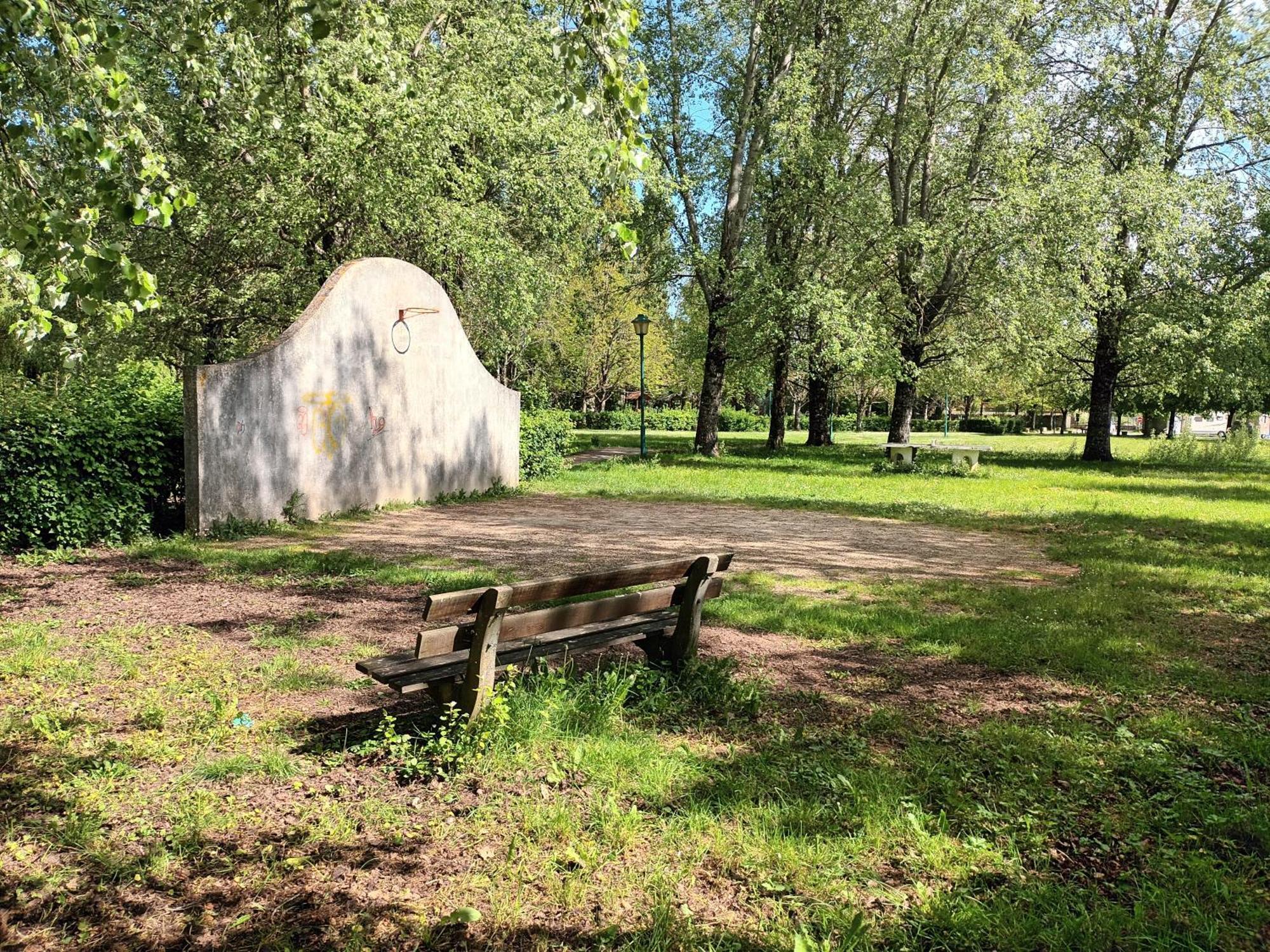 Au Bord De La Riviere Apartment Verteuil-sur-Charente Bagian luar foto